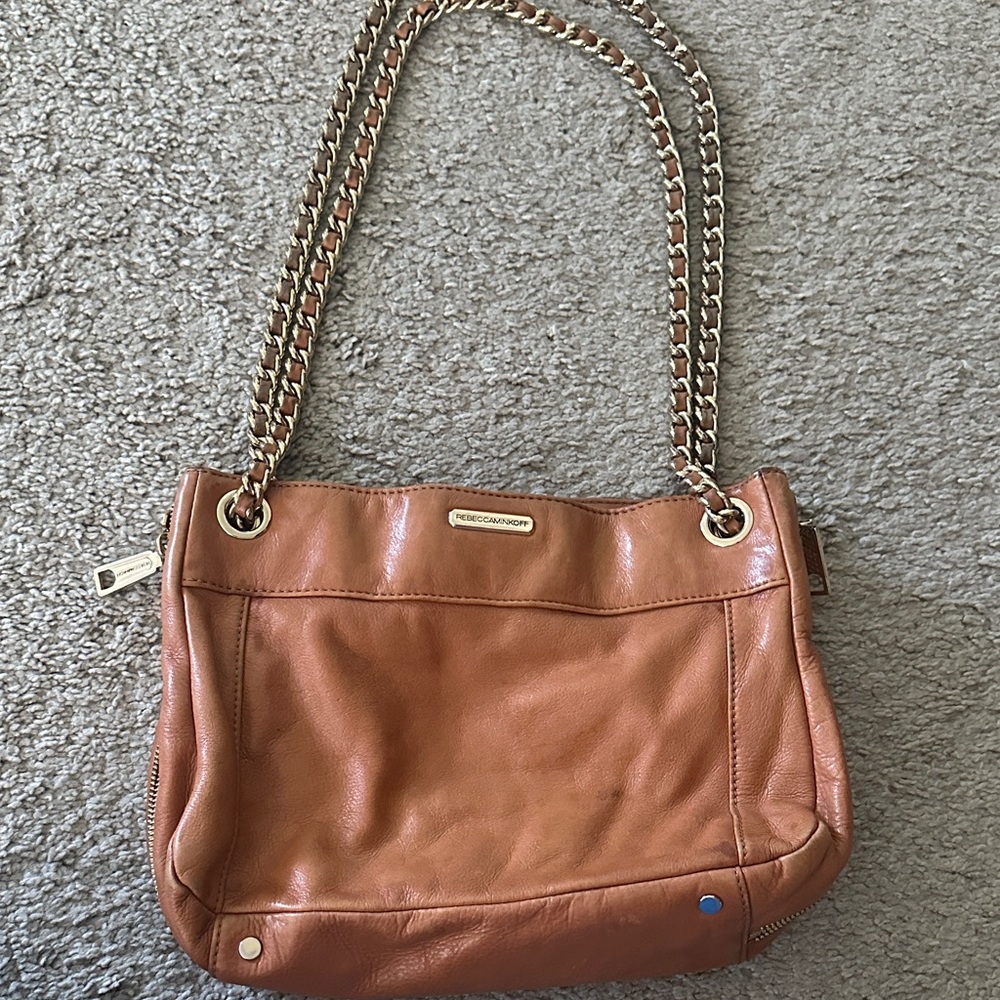 Mi Tan Leather Shoulder Bag